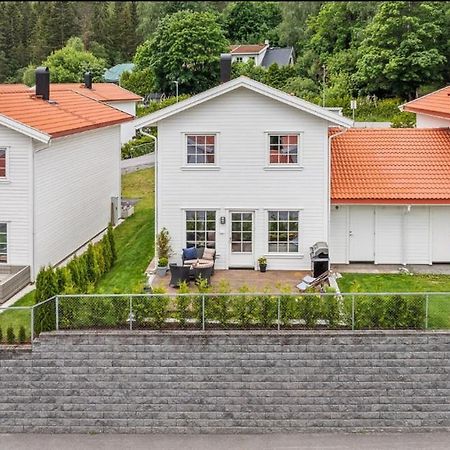 Les Homes - Modern & Cozy Stay Near Oslo Airport Nannestad Exterior photo