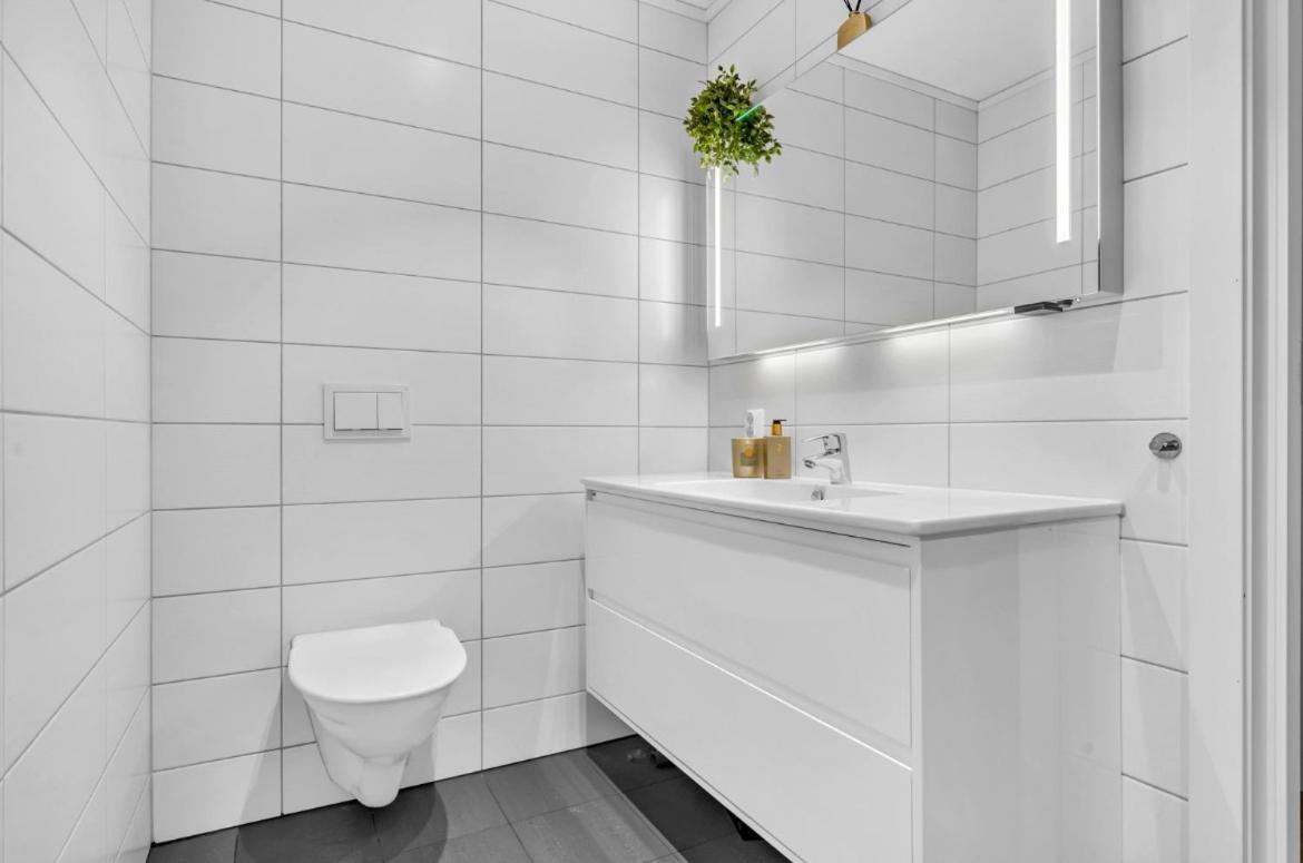 Les Homes - Modern & Cozy Stay Near Oslo Airport Nannestad Exterior photo