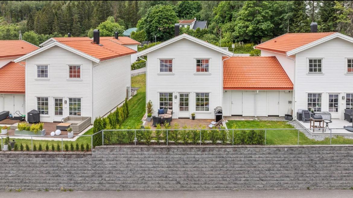 Les Homes - Modern & Cozy Stay Near Oslo Airport Nannestad Exterior photo
